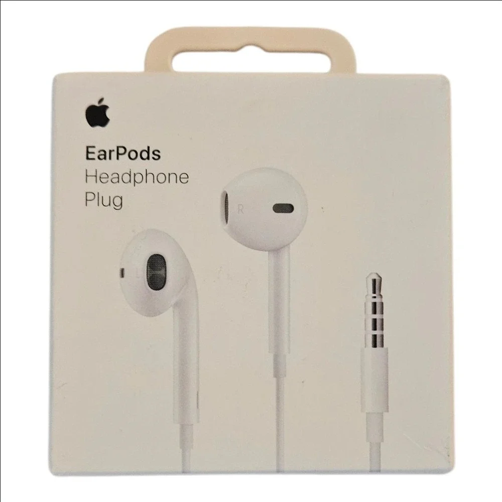 Apple EarPods with 3.5mm Headphone Plug Wired Earbuds White MWU53AM/A A1472 NEW